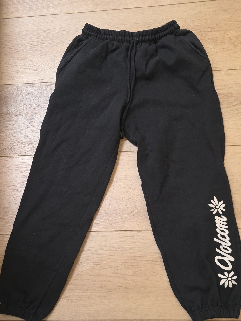 Volcom Teen Black Sweat Joggers with White Logo Floral